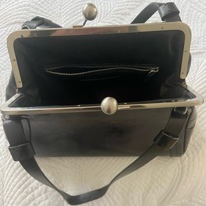 Black Lia Numa Hand Bag